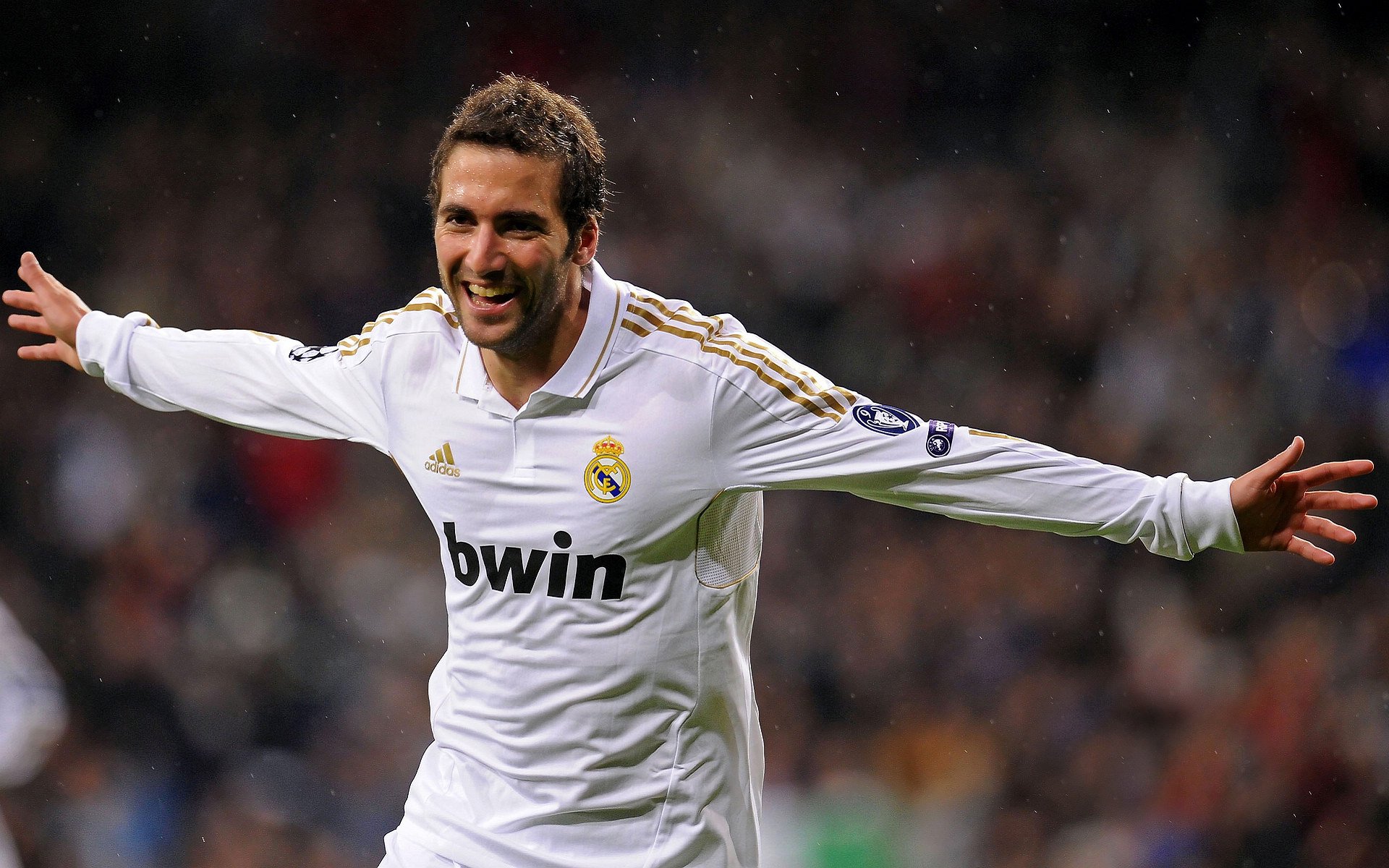 冠军争夺战:积分榜领头羊遭遇连败,争冠形势突变,冠军争霸赛是什么意思